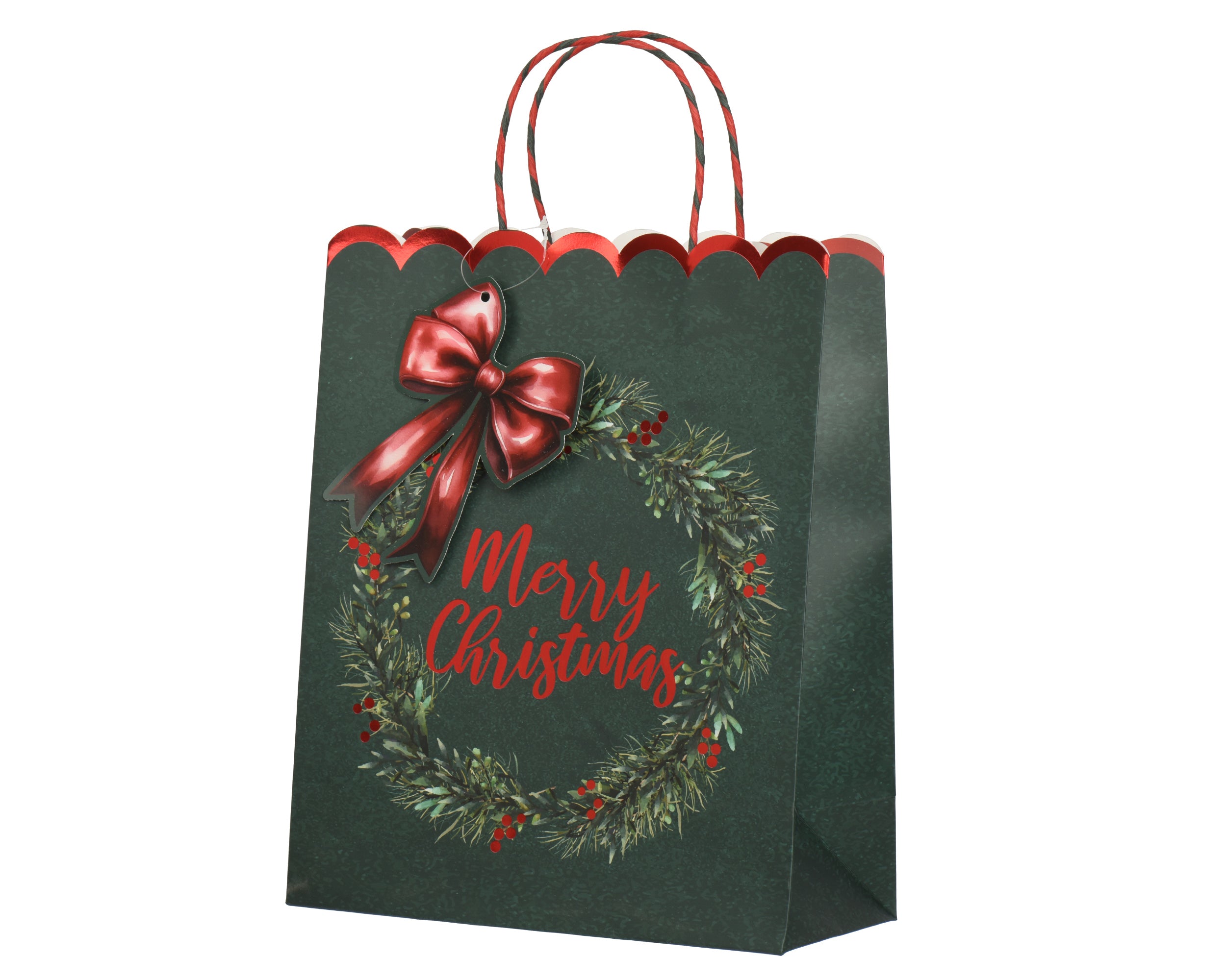Geschenktasche "Merry Christmas" in grün mit roten Details, auf der Tasche ist als Motiv ein Tannenkranz mit roten Beeren aufgedruckt, sowie eine rote Schleife am Tragegriff als "Anhänger" ist, Größe 26 x 12 x 32 cm