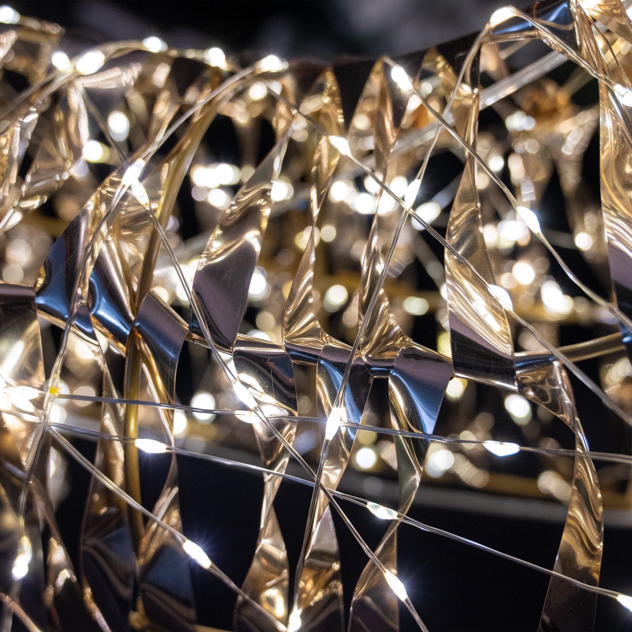 LED Rentier Weihnachtszauber Gold Outdoor (130 x 65 x 18 cm) - Amiras Zauber