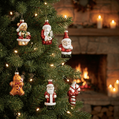 [KI] Premium Weihnachtsfigurenanhänger Geschenkbox 24tlg. (8 cm) - Amiras Zauber