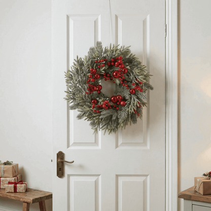 [KI] Winterlicher Kranz mit roten Beeren klein indoor (40 cm) - Amiras Zauber